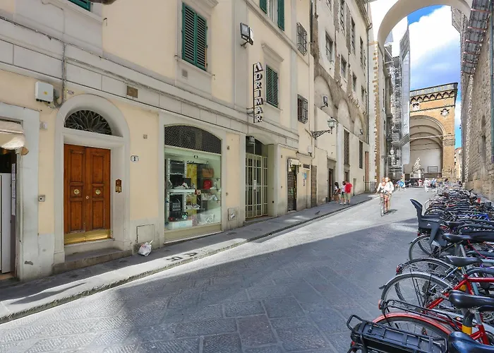 Uffizi s In The Heart Of